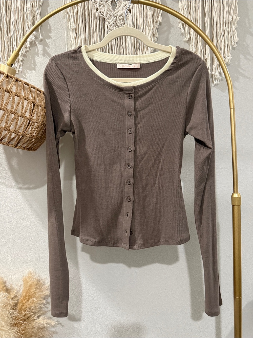 Olivaceous Brown Long-Sleeve Button Down Top with Cream Trim
